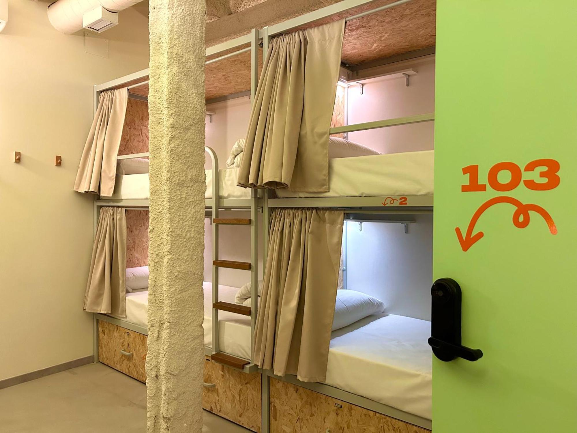 The Loft House Madrid Hostel Εξωτερικό φωτογραφία