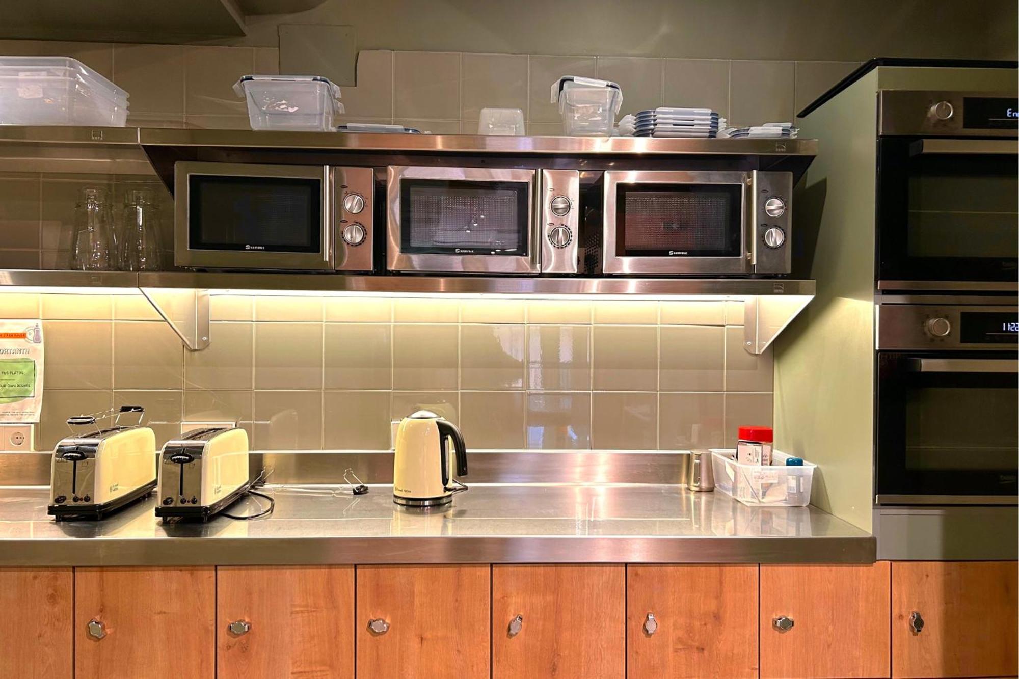 The Loft House Madrid Hostel Εξωτερικό φωτογραφία