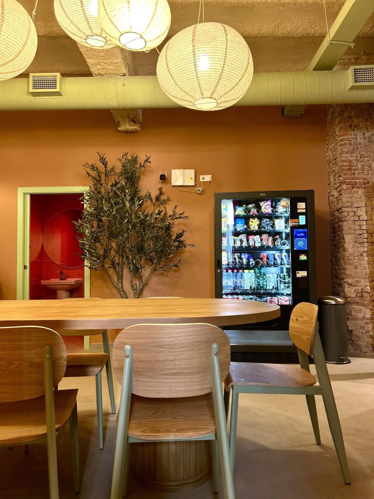 The Loft House Madrid Hostel Εξωτερικό φωτογραφία