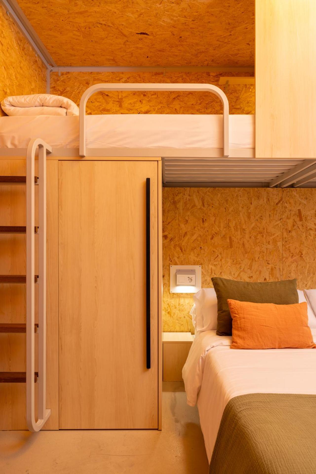 The Loft House Madrid Hostel Εξωτερικό φωτογραφία